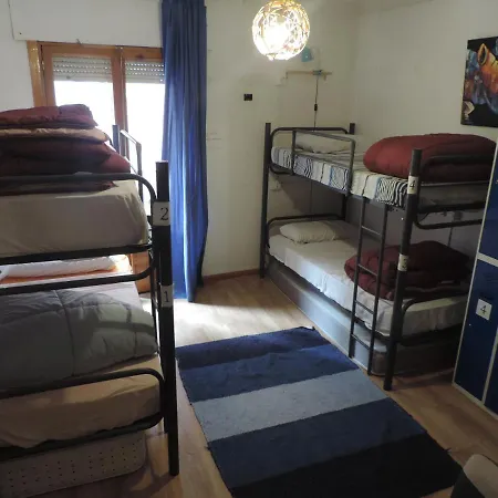 Guest house El Cascabel *